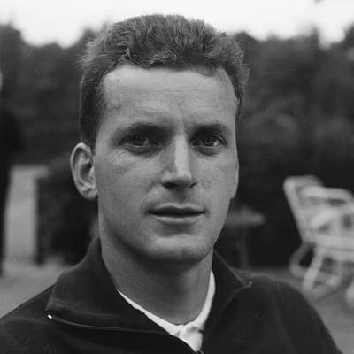 Wilhelm Bungert — joueur de tennis ATP