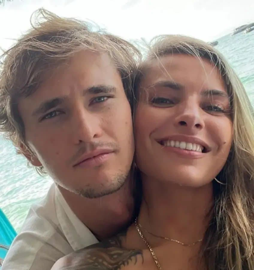 Alexander Zverev : Sophia Thomalla partage des moments “sleepy”
