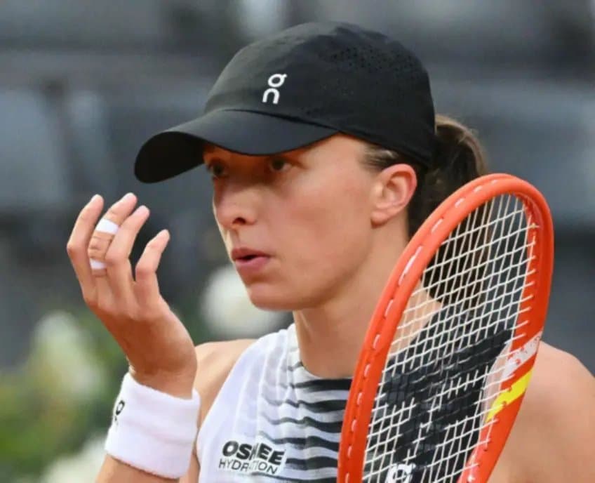 Iga Swiatek attend un duel difficile face à Naomi Osaka à Rome