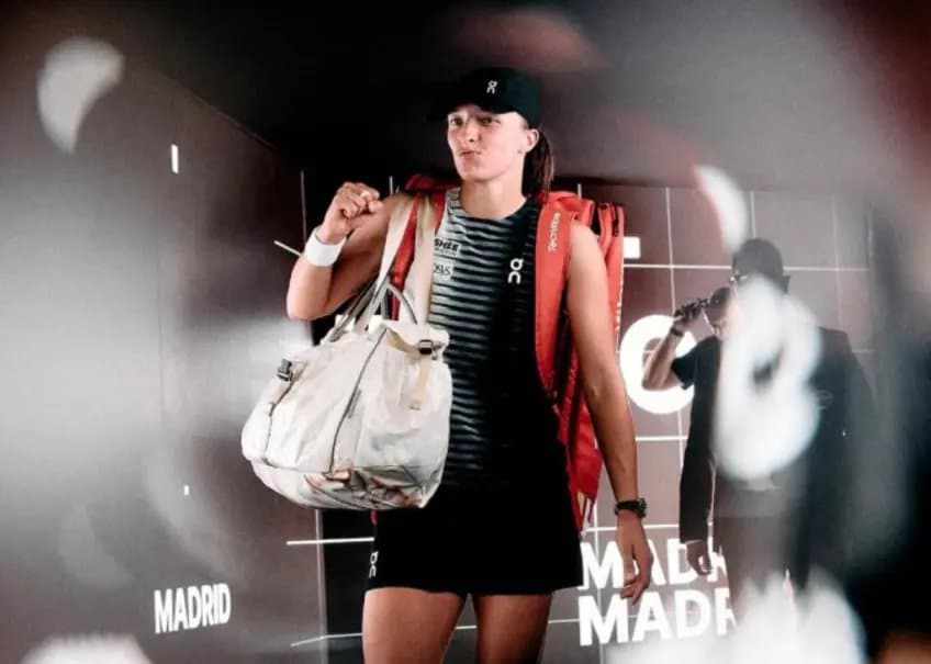 Iga Swiatek à Madrid : virus et abandon contre Ann Li