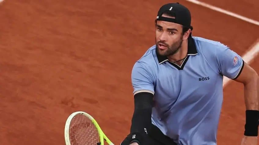 Matteo Berrettini a tenu face à Francisco Comesana à Roland-Garros
