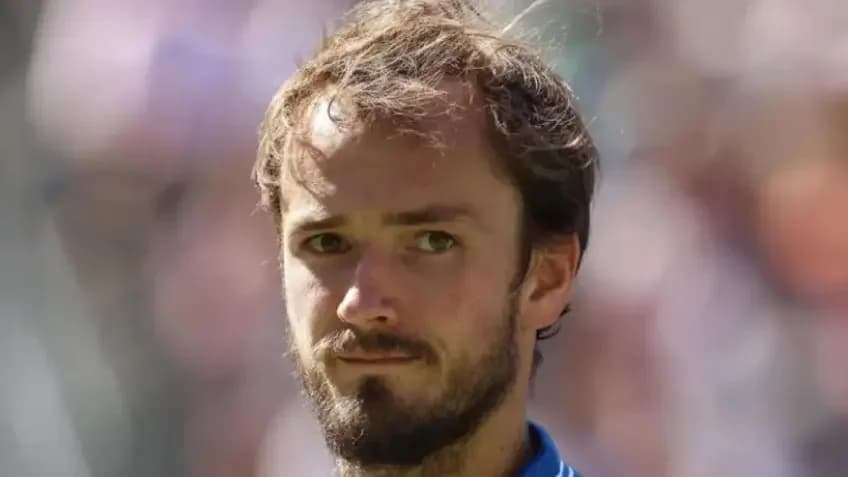 Medvedev finaliste à Indian Wells, Courier salue ses progrès