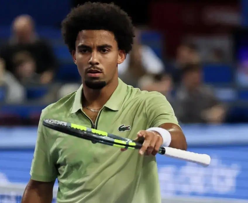 Mouratoglou conseille Arthur Fils pour battre Jannik Sinner