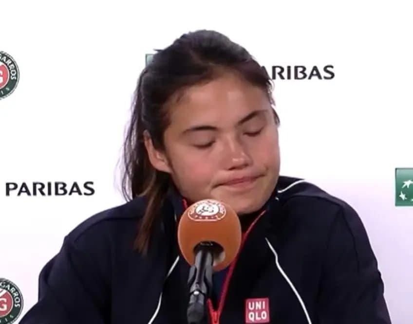 Raducanu craque après sa défaite à Roland-Garros contre Sierra