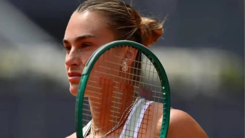 Sabalenka retrouve Osaka : 6-0, 7-5 et place en 16es